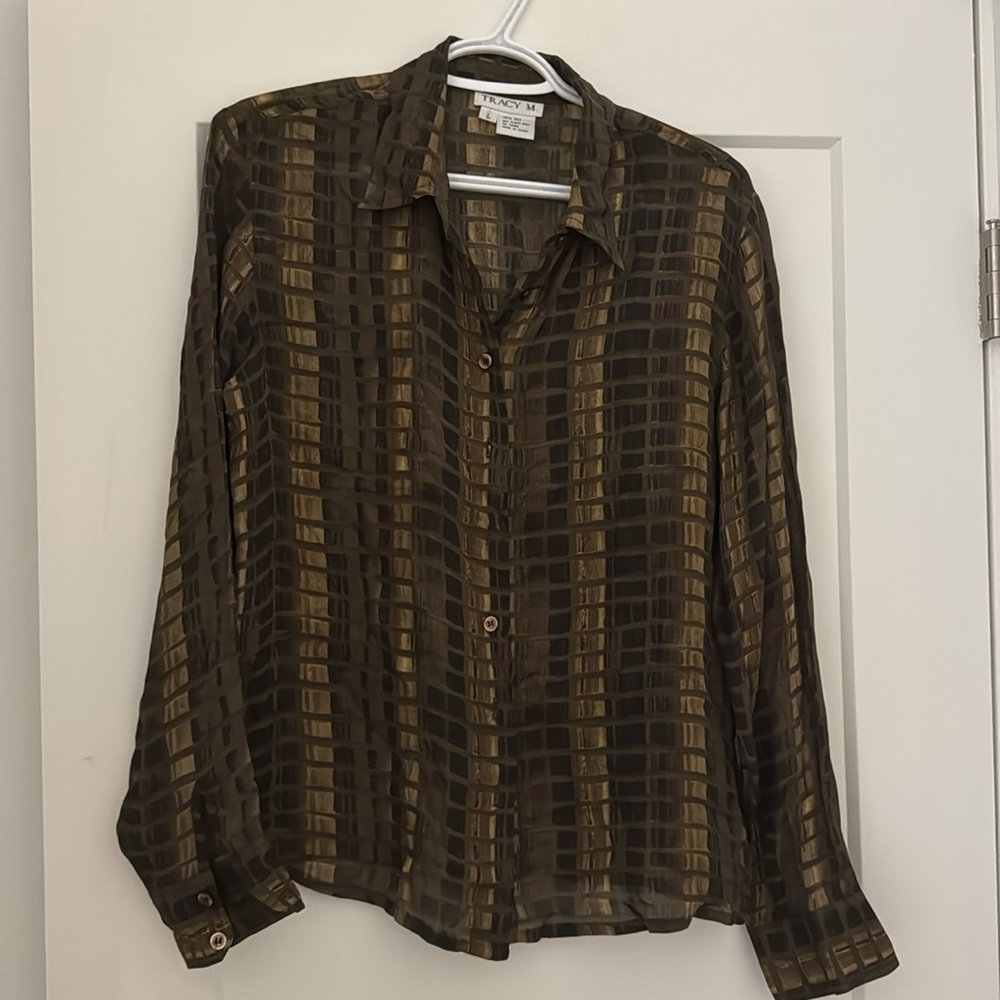 Tracy M Slightly Sheer 100% Silk Blouse size L